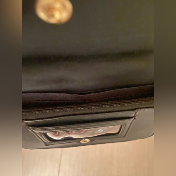 Nine West purse in GUC only used twice. - Picture 2 of 5